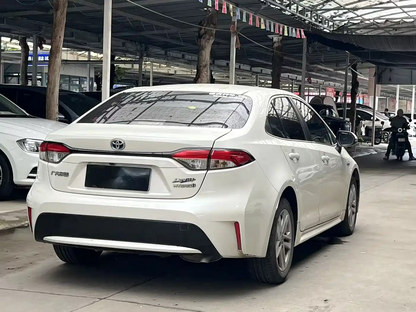 Toyota Levin 2019 Dual Engine 1.8H E-CVT Luxury Edition China V фото 6