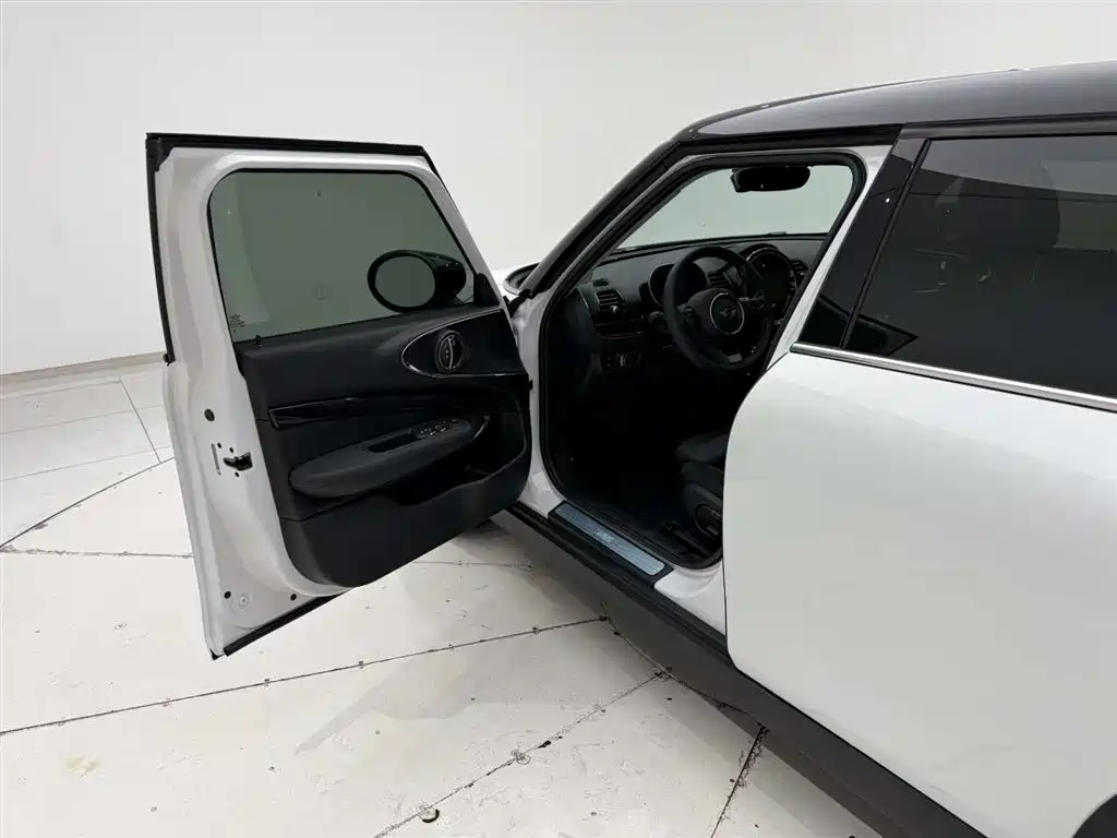 MINI CLUBMAN 2023 2023 1.5T COOPER Connoisseur