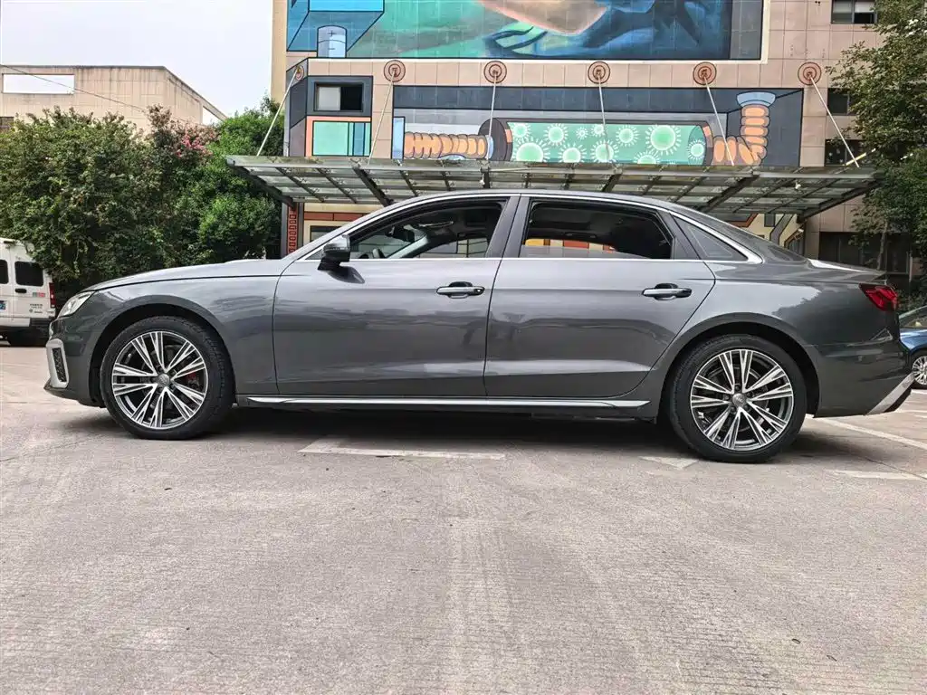 Audi A4L 2020 40 TFSI Fashion Elegance фото 16