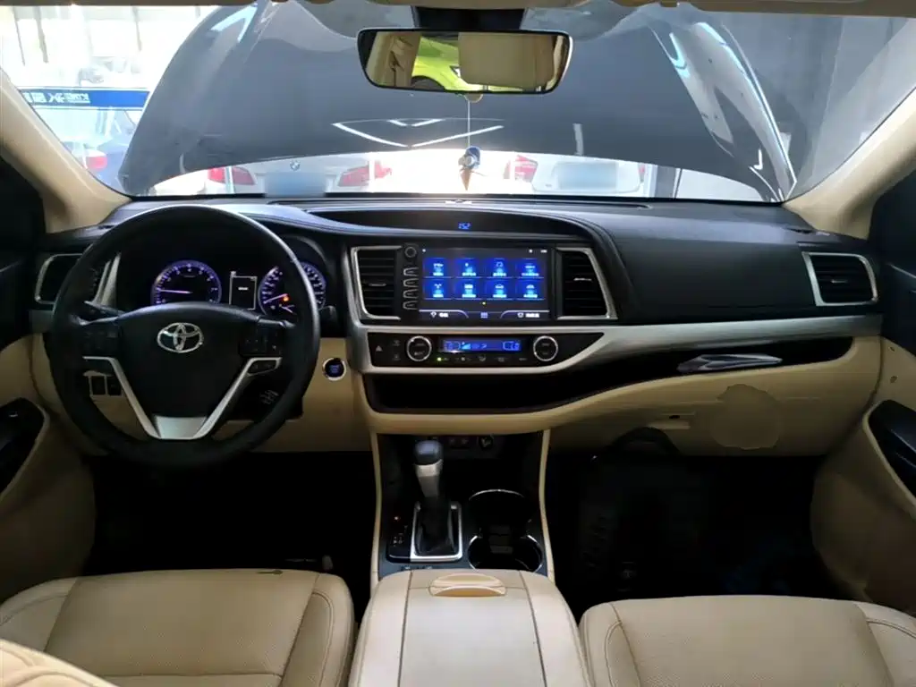 Toyota Highlander 2018 2.0T 4WD Luxury 7-seater China VI фото 10
