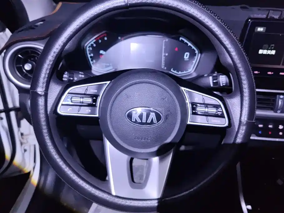 Kia K3 2019 1.5L CVT New Edge фото 15