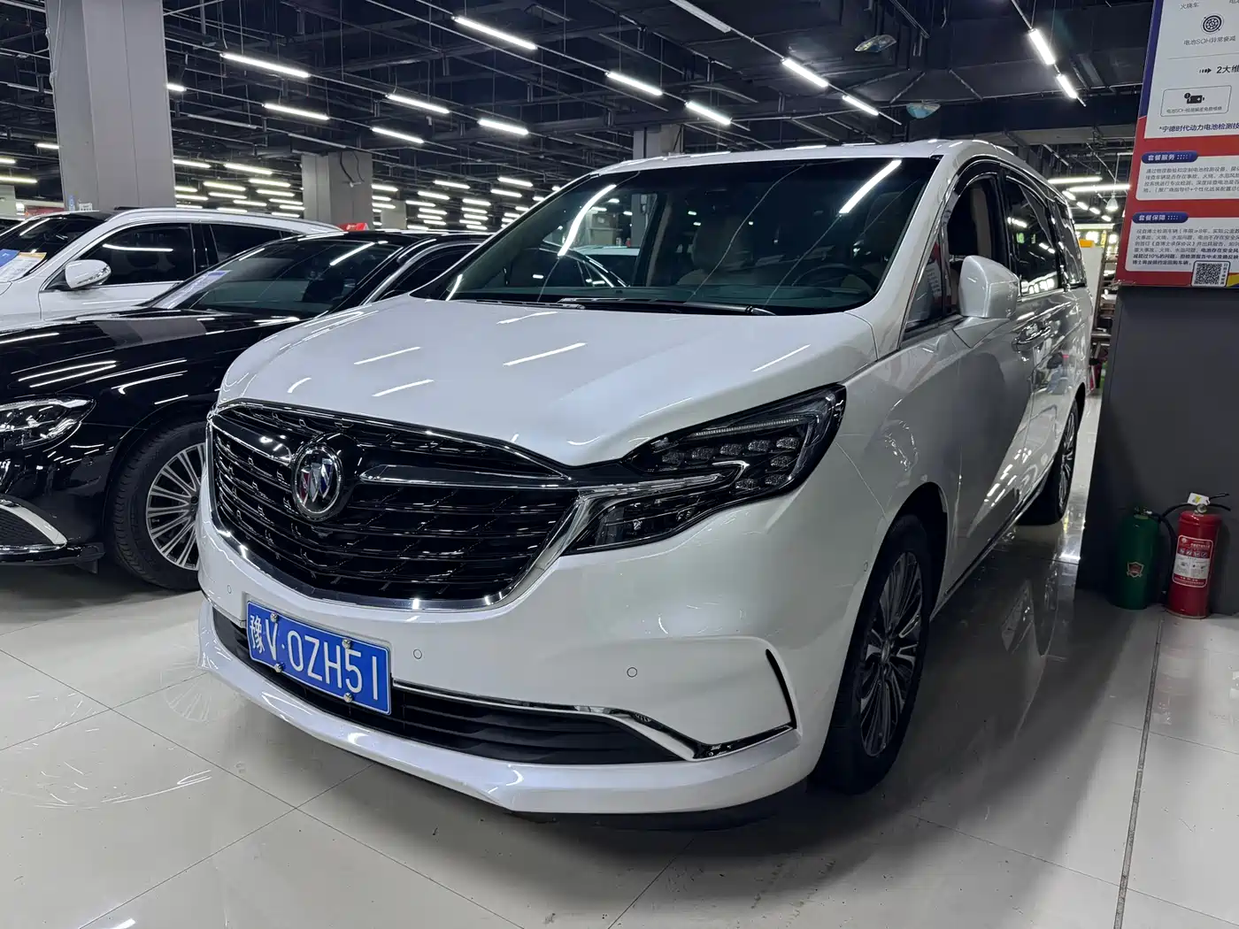 Buick GL8 2021 ES Landlord 653T Flagship фото 11