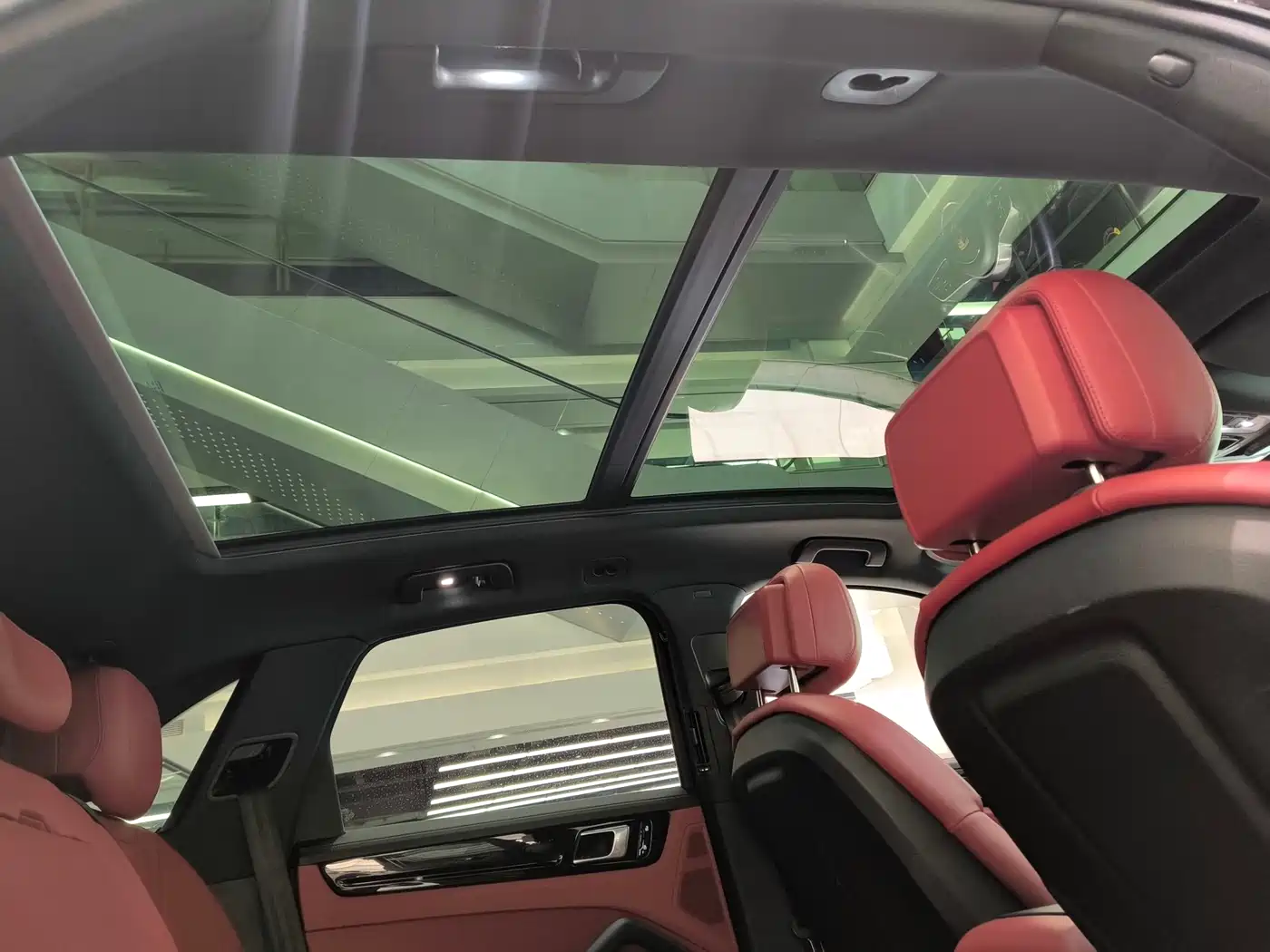 Porsche Cayenne New Energy 2021 Cayenne E-Hybrid 2.0T фото 29