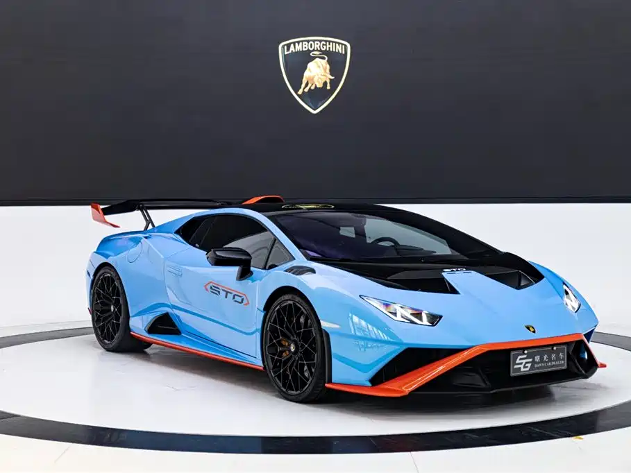 LAMBORGHINI HURACÁN