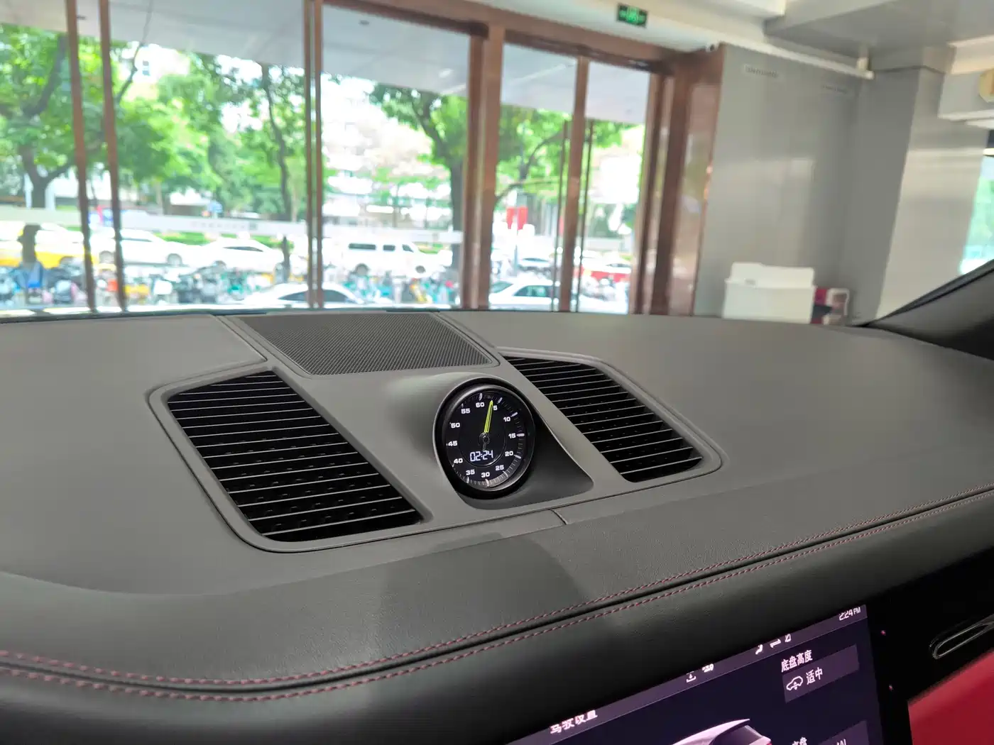 PORSCHE CAYENNE NEW ENERGY