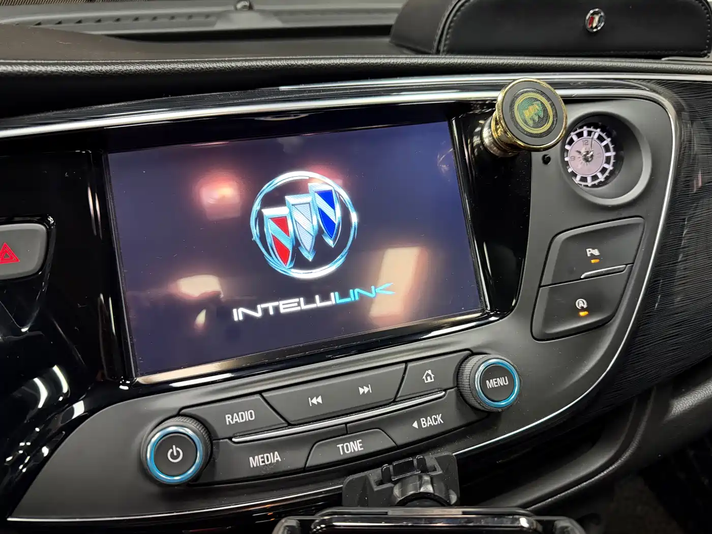 Buick Envision Plus 2017 28T AWD Elite фото 16