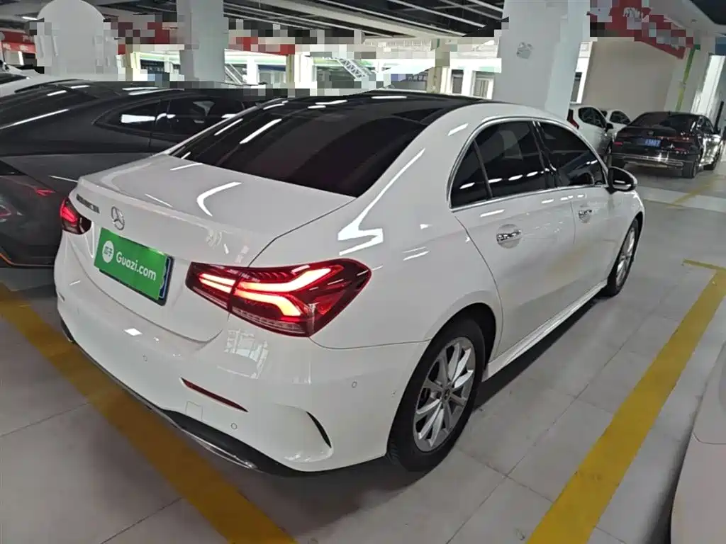 Mercedes-Benz A-Class 2020 A 200 L Sport Sedan фото 7
