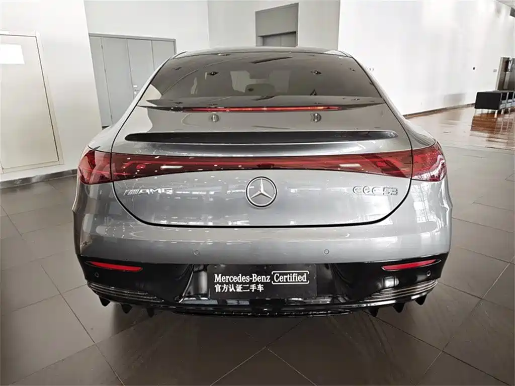 MERCEDES-BENZ EQE AMG