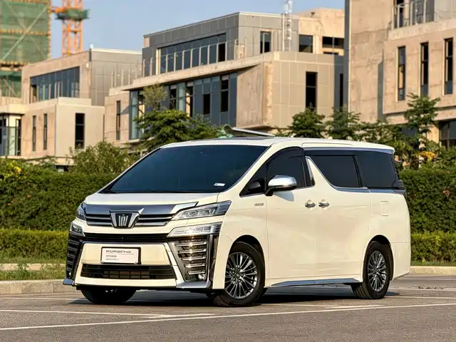Toyota Vellfire Toyota Crown, гибрид, 2.5L, HV Максимум