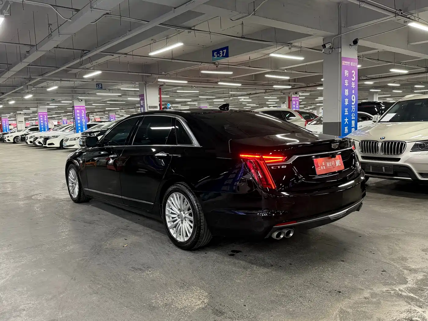 CADILLAC CT6