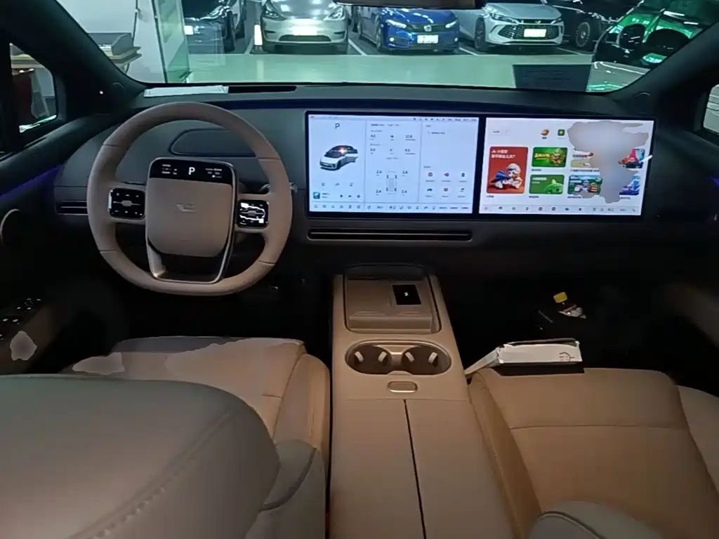Li Auto i6 2026 2025 2WD Base Model