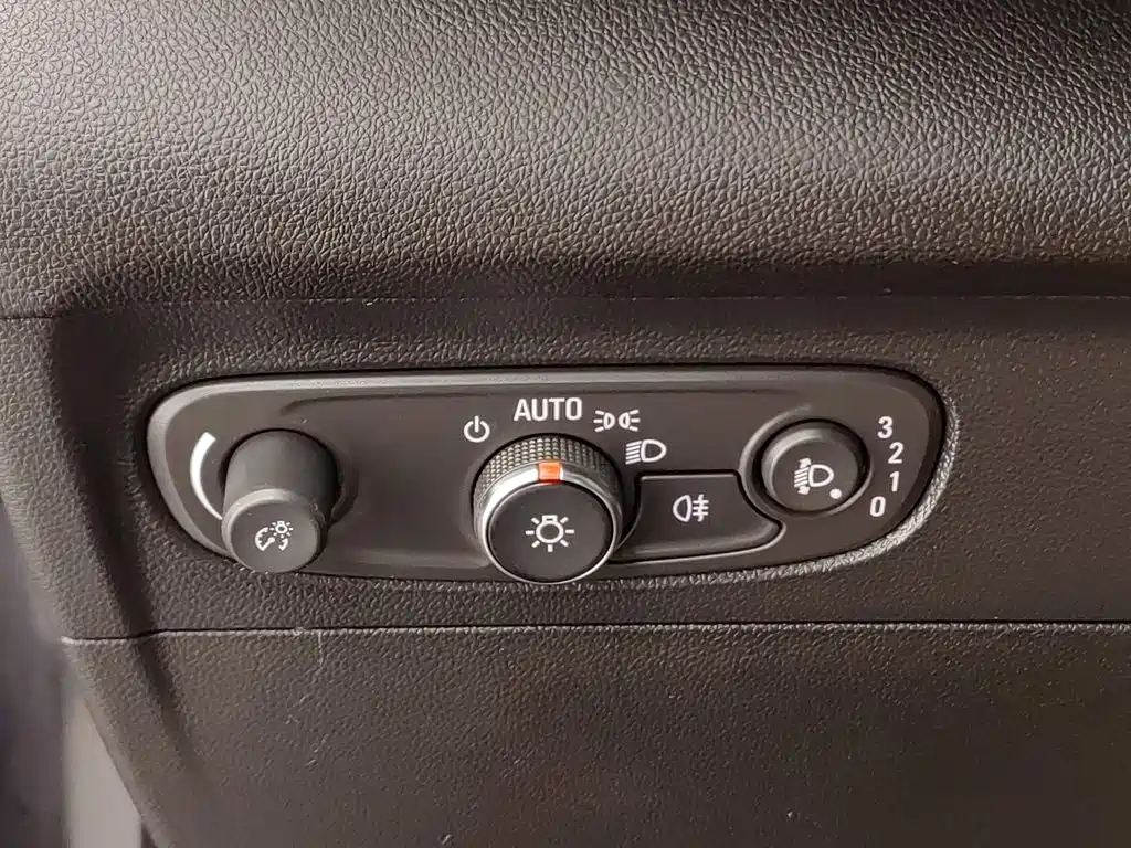 Photo 21 - Buick Envision S