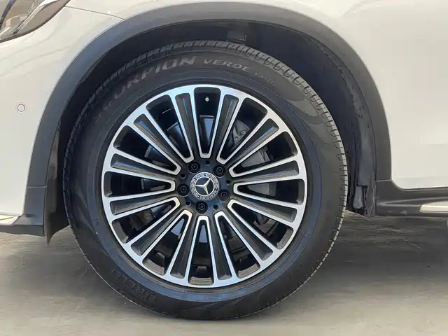 Mercedes-Benz GLC 2018 GLC 260 4MATIC Dynamic — фото 5