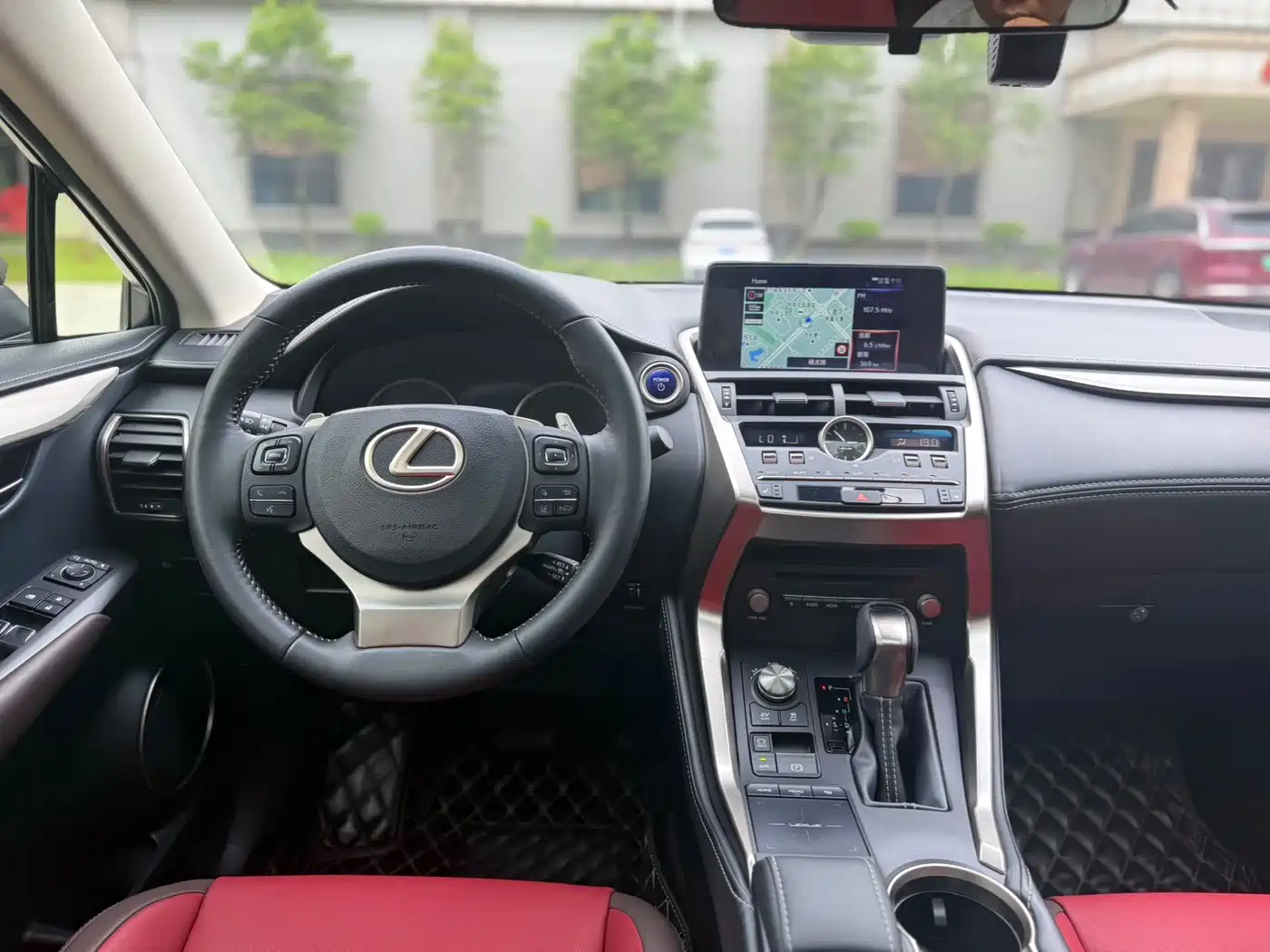 Lexus NX 2018 Model 300h FWD Fengshang Edition China V фото 10
