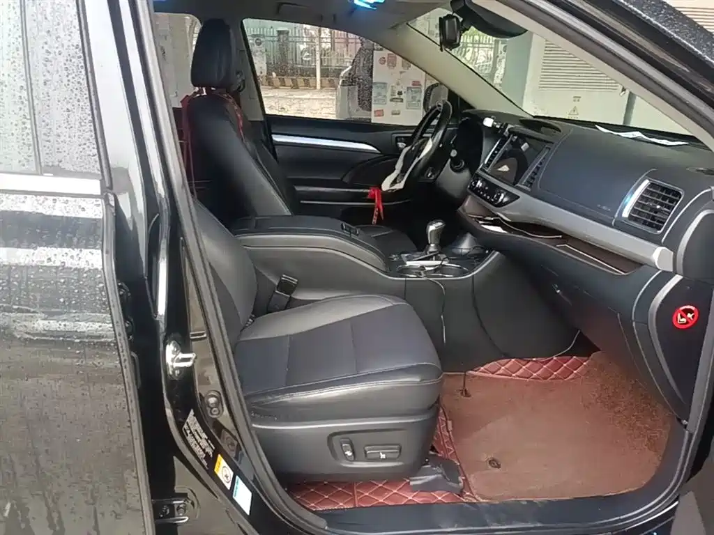 Toyota Highlander 2018 2.0T 4WD Premium 7-seater (China V) фото 20