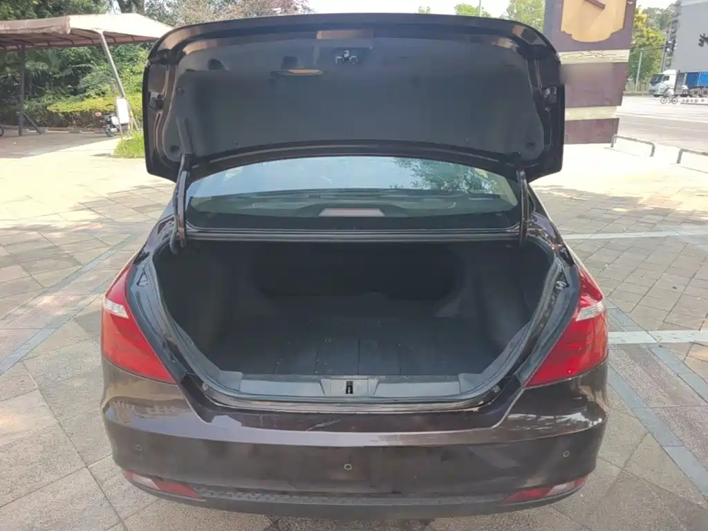 Geely Emgrand 2016 2017 Sedan Million Edition 1.5L Manual Upward