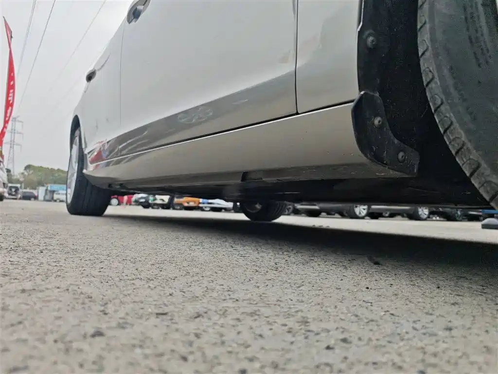 Фото 21 - Volvo S60