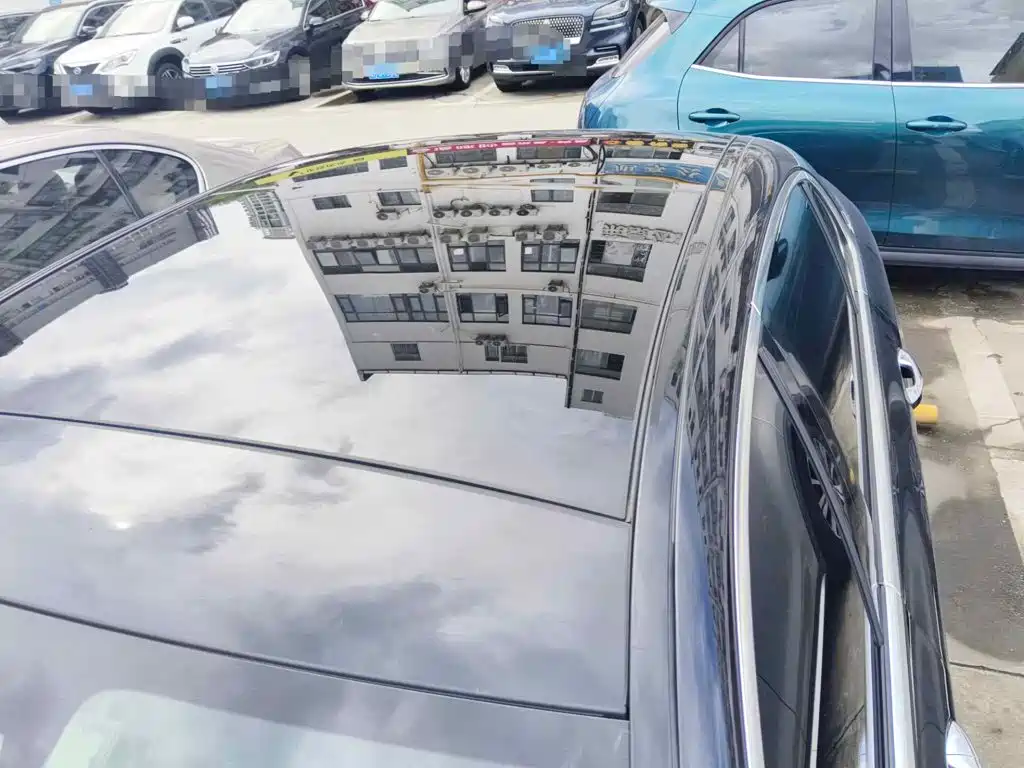 Mercedes-Benz E-Class, миниатюра 6