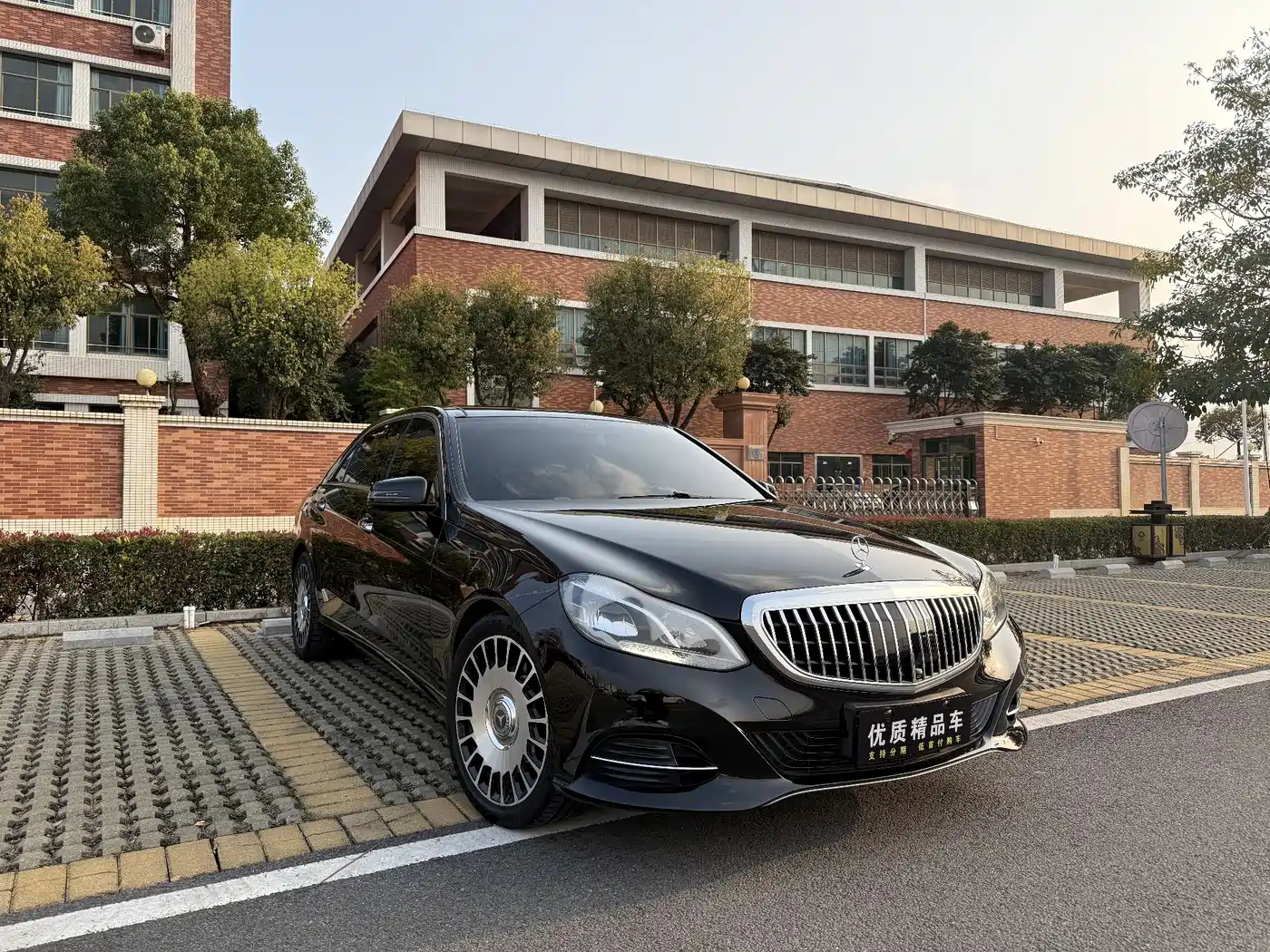 Mercedes-Benz E-Class 2015 Facelift E 260 L фото 3