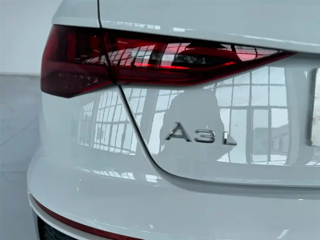 Audi A3 2024 Model A3L Limousine 35 TFSI Fashion Sport фото 10