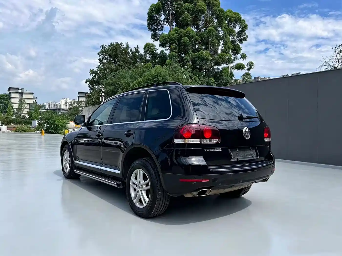 Volkswagen Touareg 2010 3.6 Limited Luxury Edition фото 6