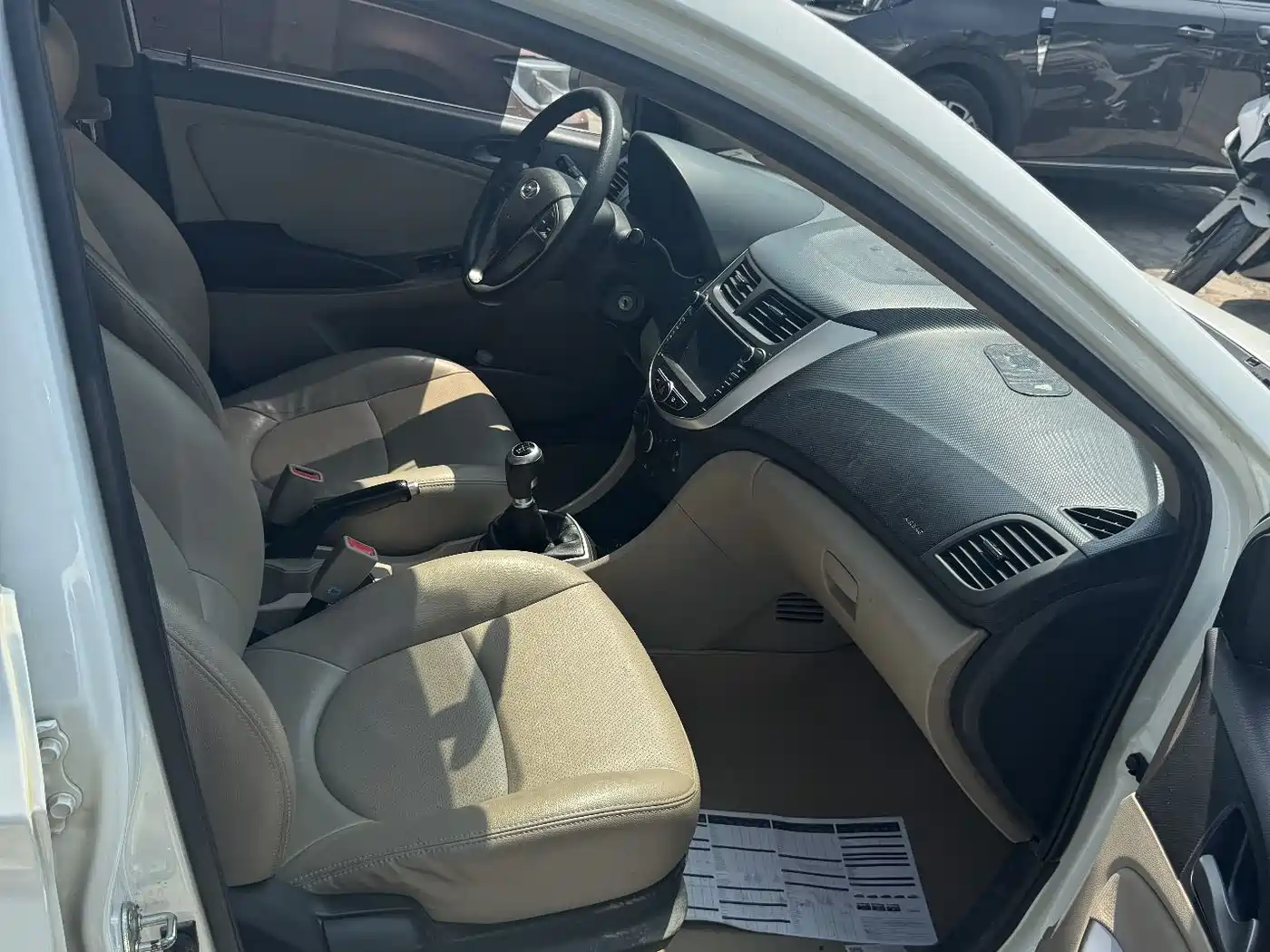 Hyundai Verna 2014 1.4L Manual Smart GLS фото 7