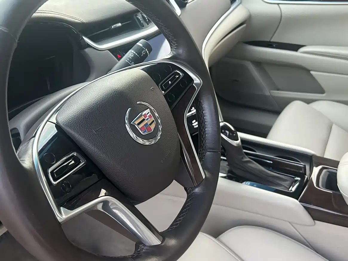 Cadillac XTS 2014 28T Elite фото 5