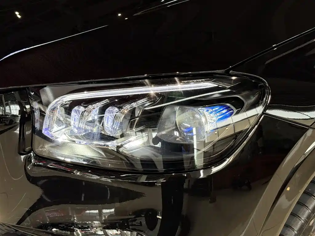 MERCEDES-BENZ GLS