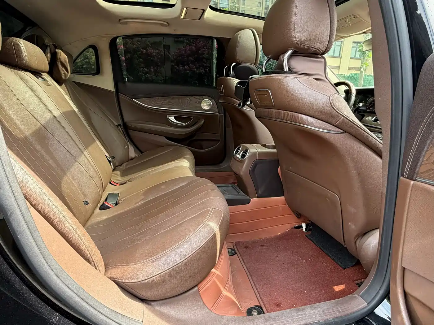 Mercedes-Benz E-Class 2016 E 300 L Luxury фото 5