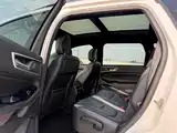 Фото 14 - Ford Edge