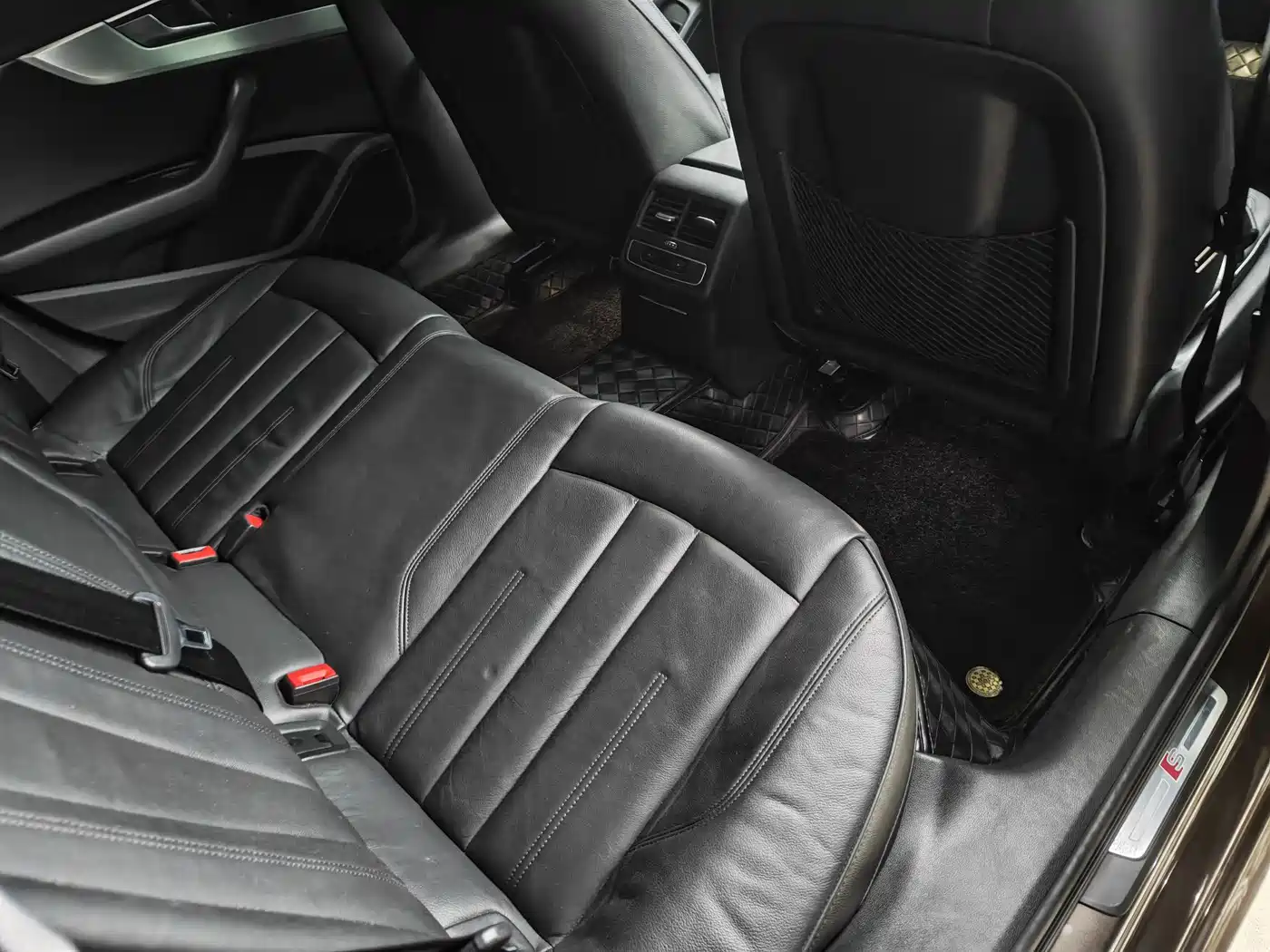 Audi A4L 2019 40 TFSI Fashion (China V) фото 10
