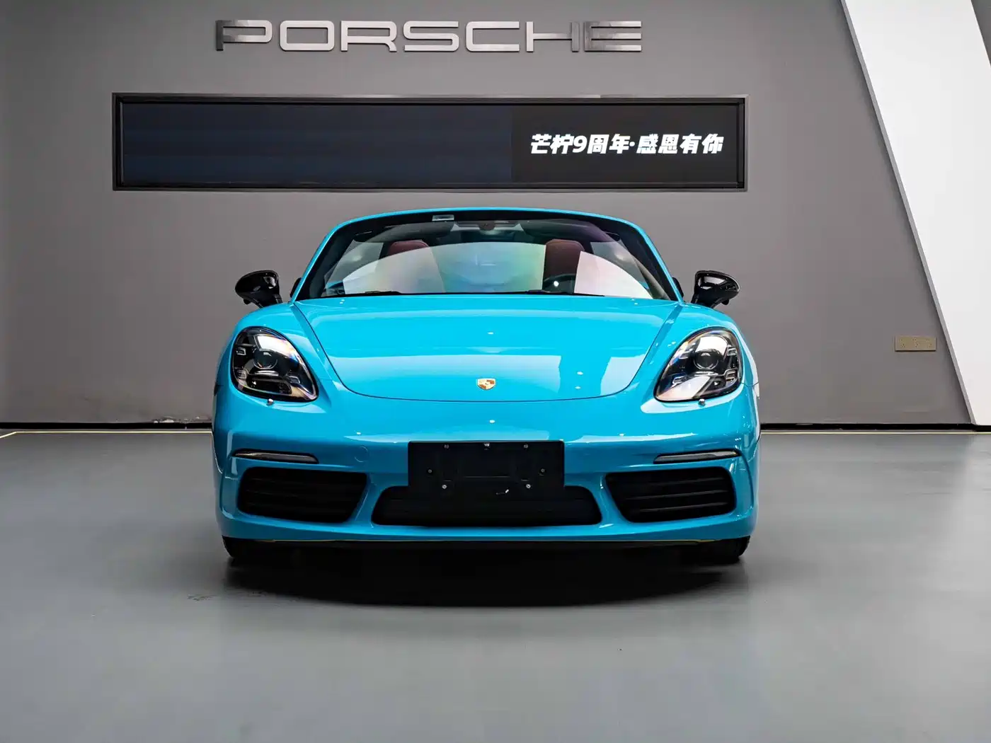 Porsche 718 2016 Boxster 2.0T фото 2