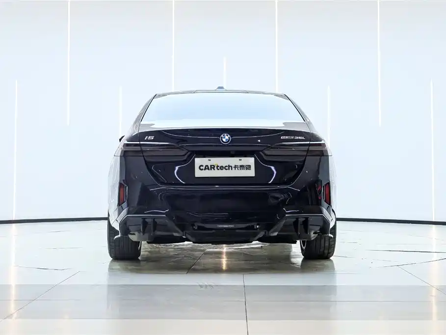 BMW i5 2024 eDrive 35L M Sport Package фото 6