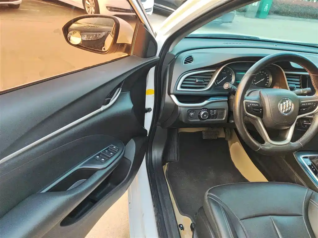 Buick Excelle 2019 18T Auto Connected Elite China VI фото 16
