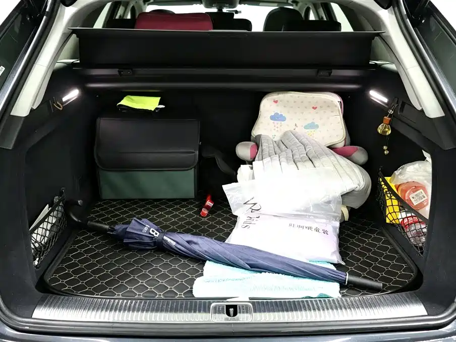 Фото 24 - Audi A4 (Import)