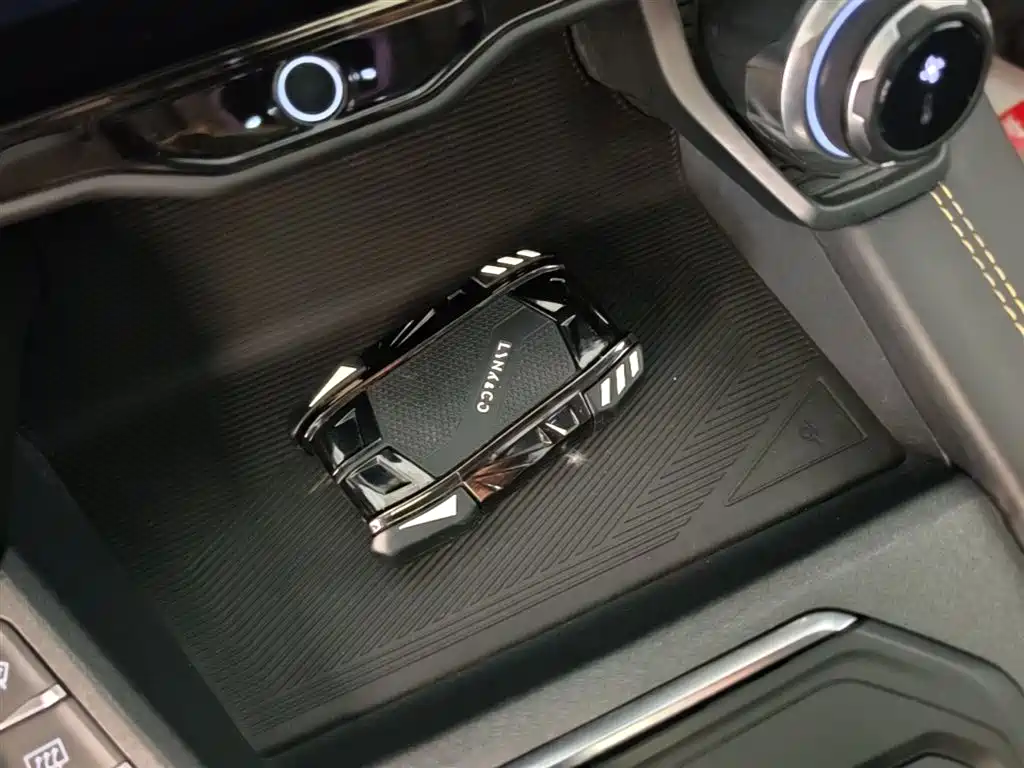 Lynk & Co 05 2020 2.0TD 2WD Shine Halo фото 9