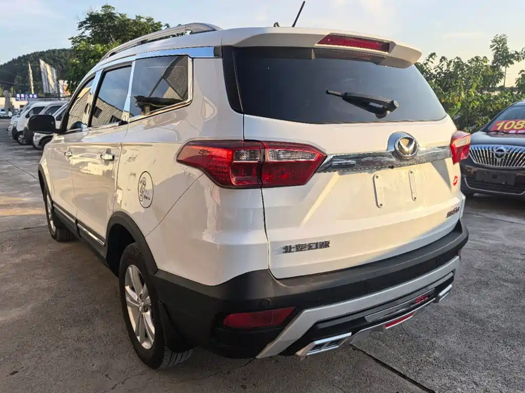BAIC Huansu S3 2017 2016 S3L 1.5L Manual Premium