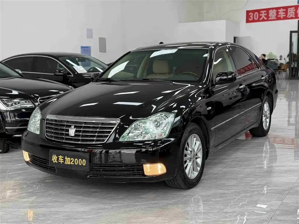 Toyota Crown 2005 Model 3.0L Royal Saloon фото 2