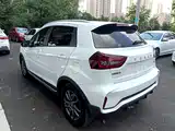 Фото 5 - Geely Vision X3