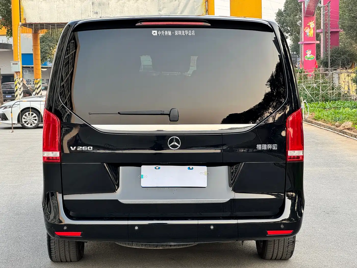 Mercedes-Benz V-Class 2022 V 260 Pilot Edition фото 12
