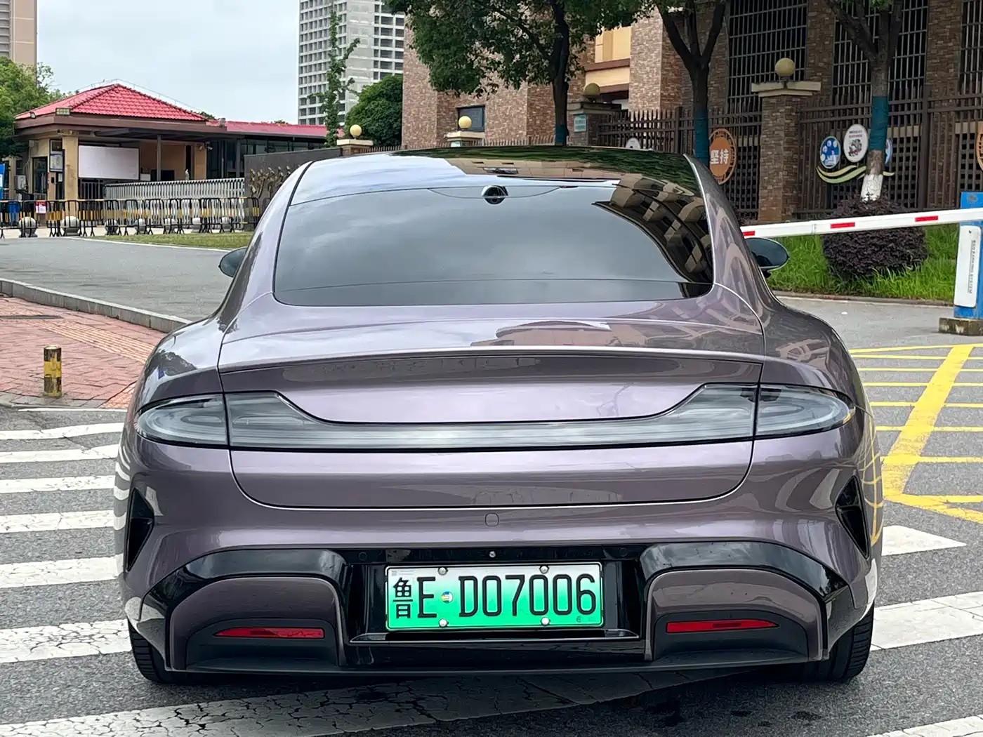 Xiaomi Auto Xiaomi SU7 2024 RWD Long Range Intelligent Driving Edition фото 12