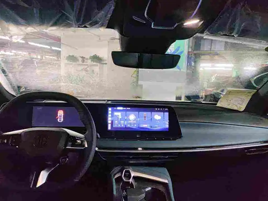 2026 MG MG7