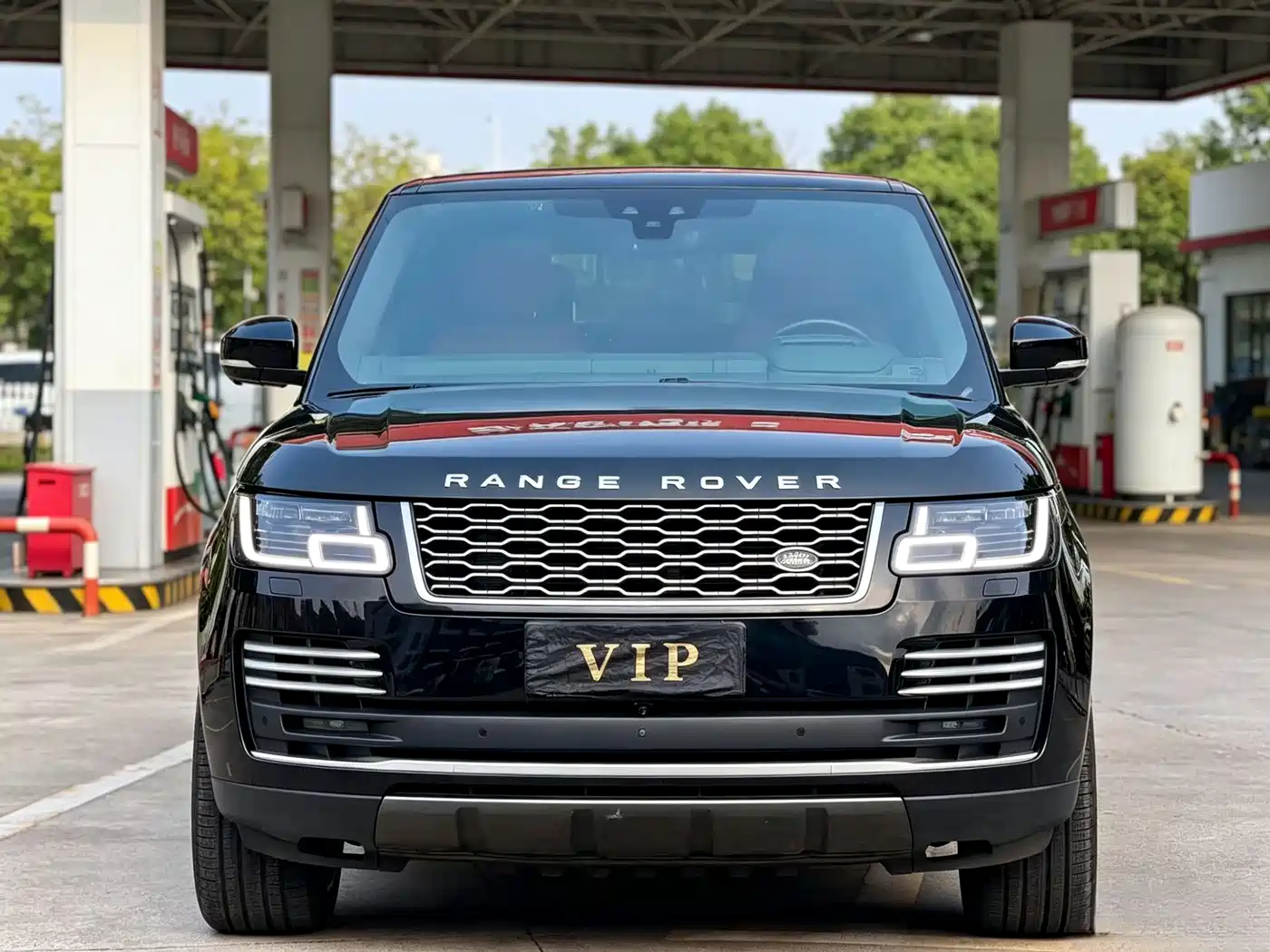 Land Rover Range Rover 2020 3.0 L6 Heritage Edition фото 2