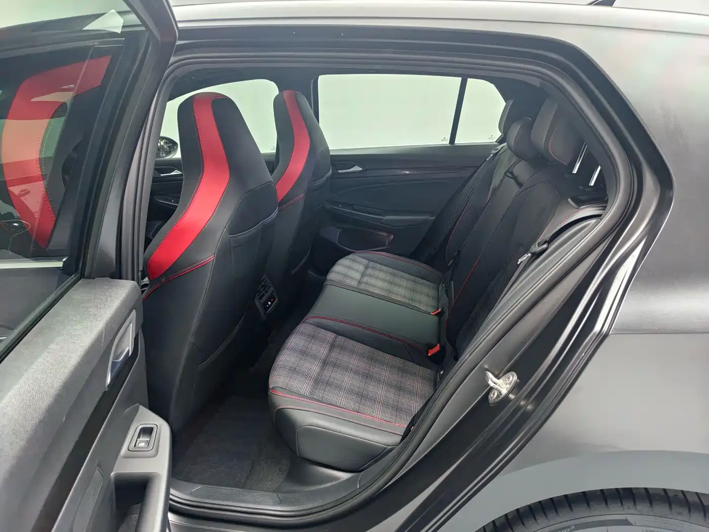 Volkswagen Golf GTI 2024 2023 380TSI DSG GTI