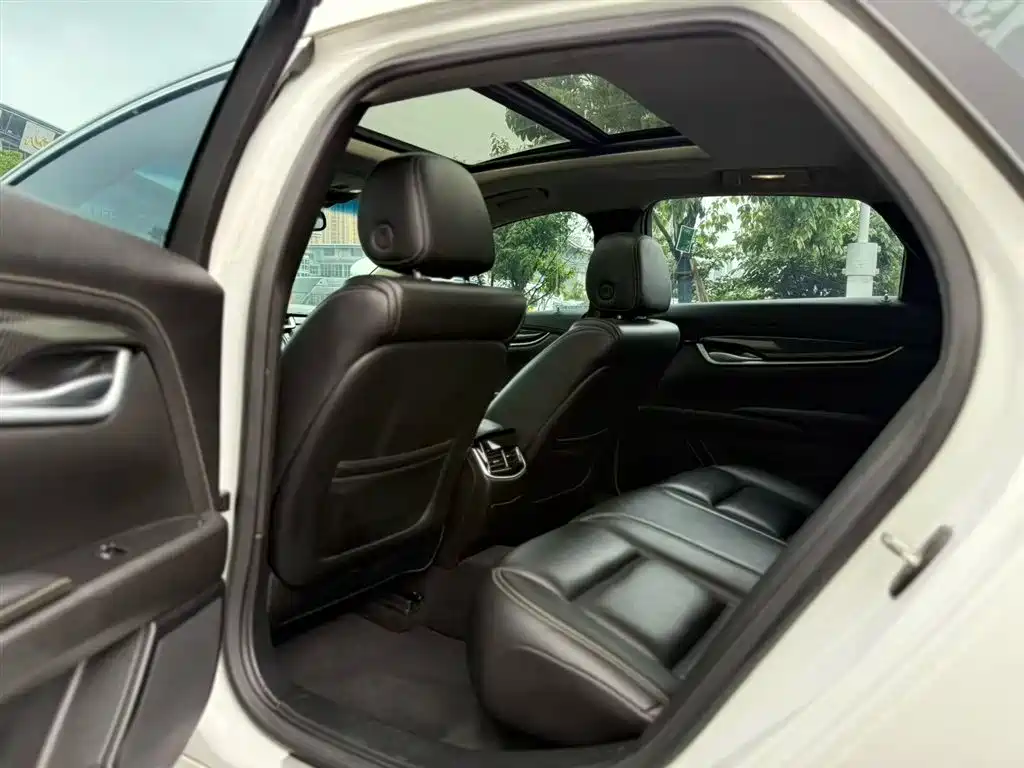 Cadillac XTS 2018 28T Technology фото 7