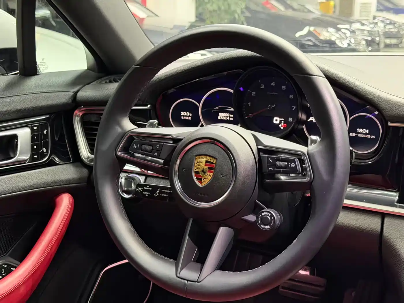 Porsche Panamera 2017 Panamera 4 Sport Turismo 3.0T фото 7