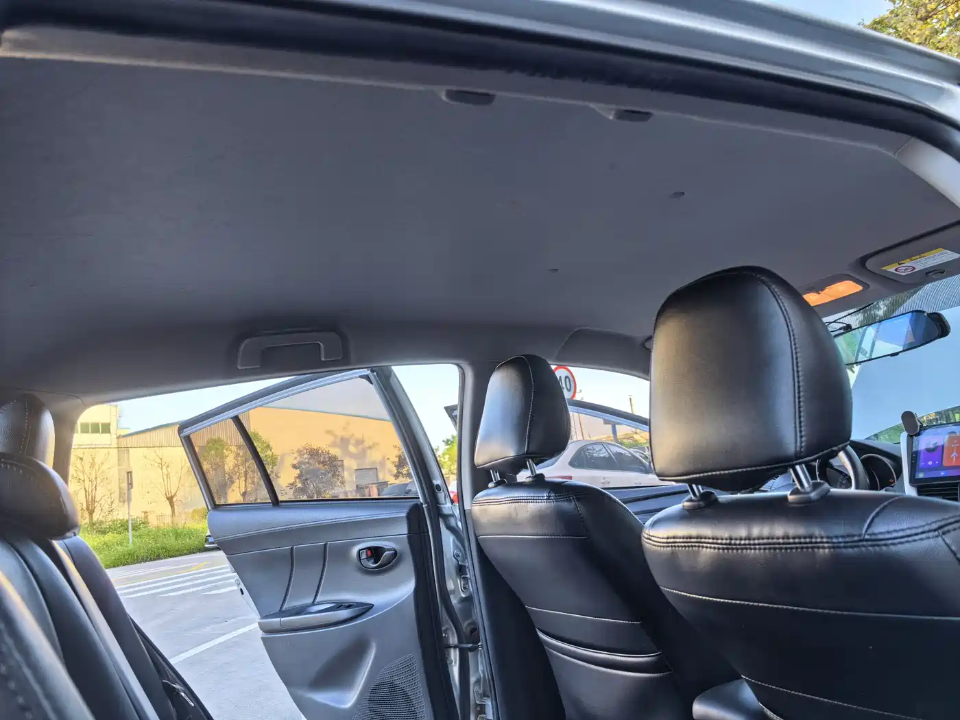 Toyota YARiS L Zhi Xuan 2019 1.5E CVT MeiDong Edition China VI фото 15