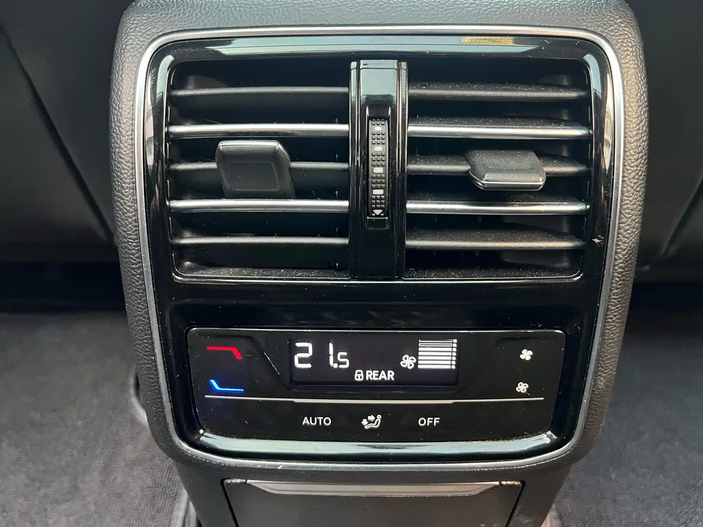 Volkswagen Magotan 2020 330TSI DSG Leading фото 28