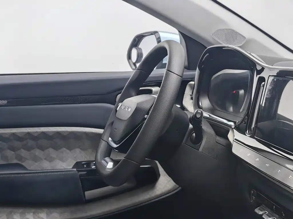 Baojun RM-5 2020 2019 1.5T CVT 24-hour Online Luxury 7-seater