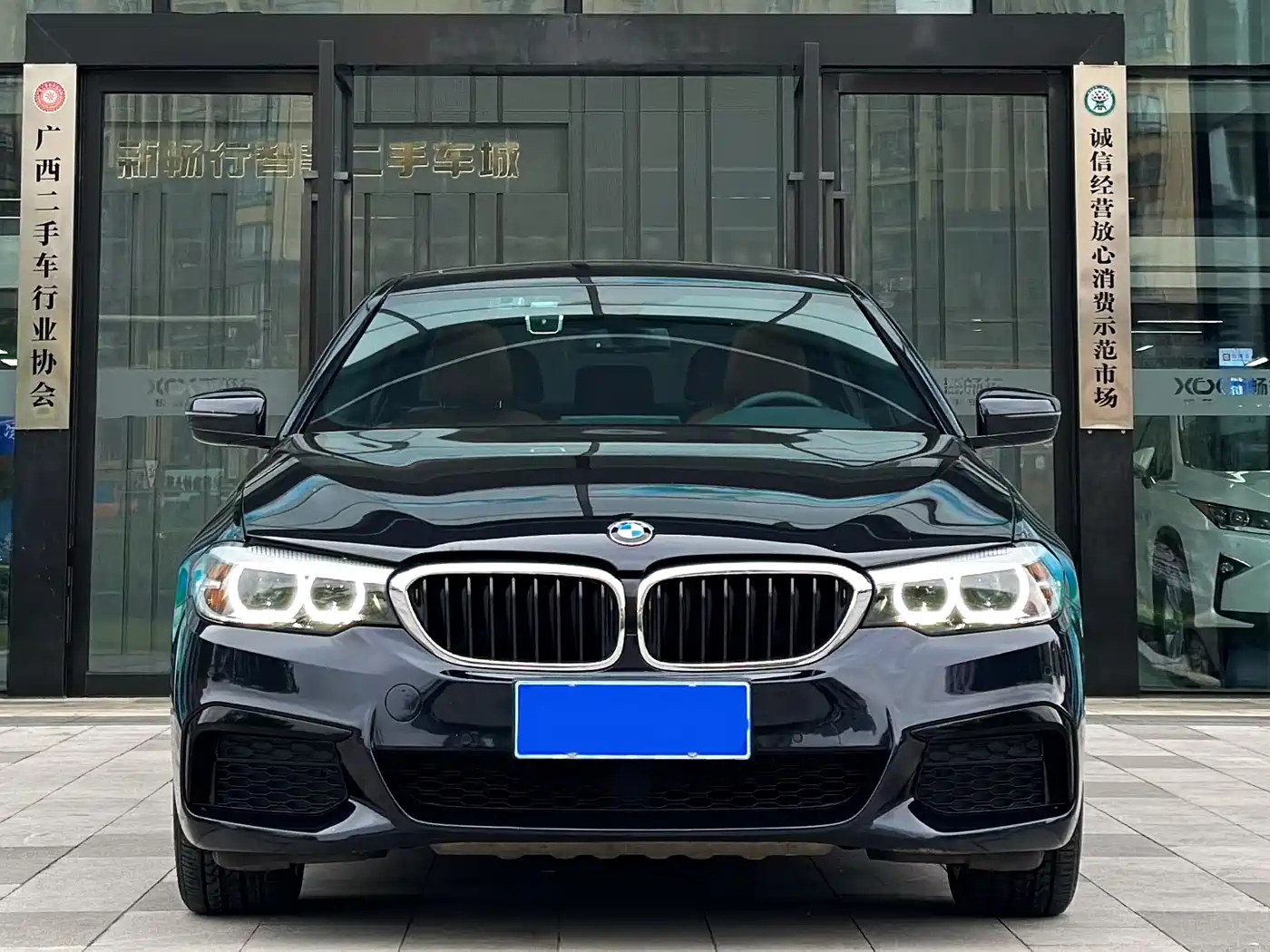 BMW 5 Series 2019 Facelift 530Li Leading M Sport Package фото 2